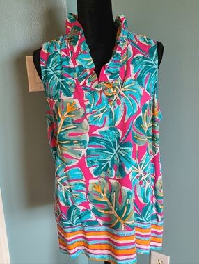 Sleeveless Pink Tropical Leaf Ruffle V-Neck Top